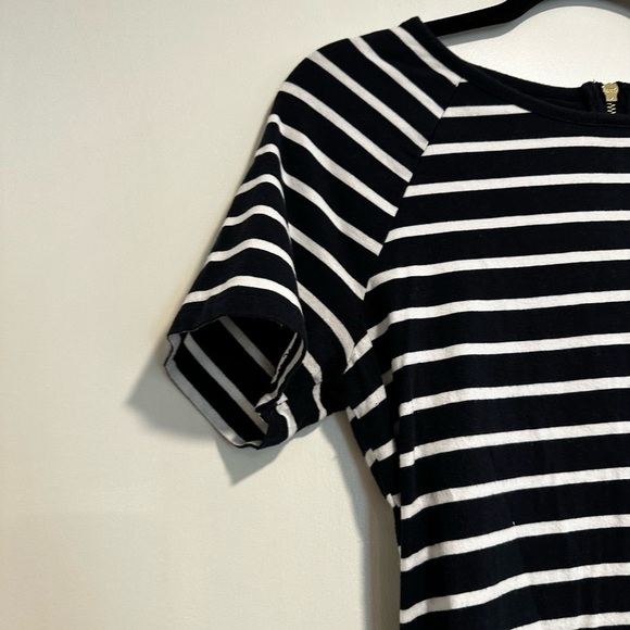 Michael Kors M Navy/white Women’s Studded Logo Striped Tunic T-Shirt. Back zip - Picture 11 of 13